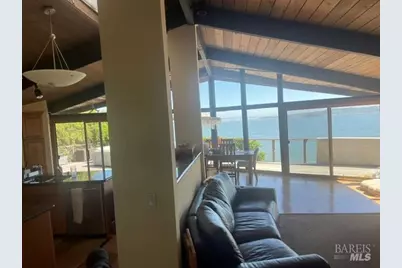 3330 Paradise Drive, Tiburon, CA 94920 - Photo 2