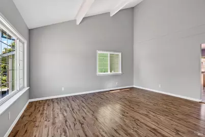 5017 Oak Park Way, Santa Rosa, CA 95409 - Photo 6