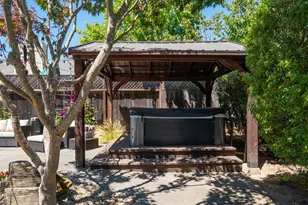 2351 Desert Palm Ct, Santa Rosa, CA 95403 - Photo 10
