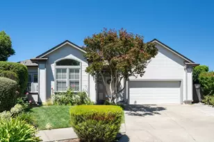 2351 Desert Palm Ct, Santa Rosa, CA 95403 - Photo 2