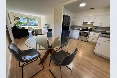 1056 Los Gamos Road #E, San Rafael, CA 94903 - Photo 6