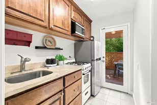 2044 Hawthorne Ct, Santa Rosa, CA 95404 - Photo 28
