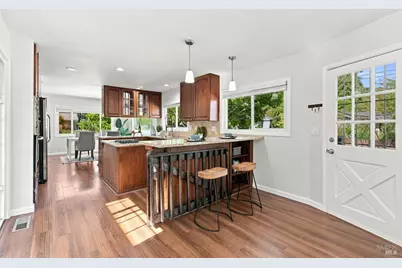 2044 Hawthorne Court, Santa Rosa, CA 95404 - Photo 14