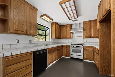 5100 W Soda Rock Lane, Healdsburg, CA 95448 - Photo 10