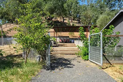 5100 W Soda Rock Lane, Healdsburg, CA 95448 - Photo 22