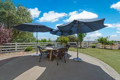3928 Sierra Vista Drive, Vacaville, CA 95688 - Photo 72