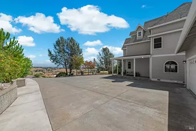 3928 Sierra Vista Drive, Vacaville, CA 95688 - Photo 82