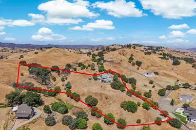 3928 Sierra Vista Drive, Vacaville, CA 95688 - Photo 96