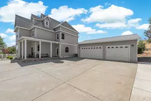 3928 Sierra Vista Dr, Vacaville, CA 95688 - Photo 4