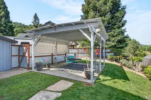 586 Hillside Dr, Cloverdale, CA 95425 - Photo 30