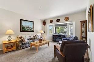 586 Hillside Dr, Cloverdale, CA 95425 - Photo 4
