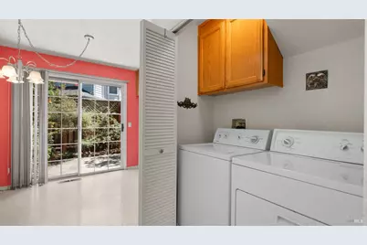 950 Wright Street, Santa Rosa, CA 95404 - Photo 12