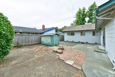 928 Middle Rincon Road, Santa Rosa, CA 95409 - Photo 16