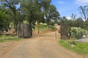 1480 Kenyon Dr, Redding, CA 96001 - Photo 2