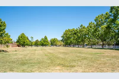 2781 Liscum Street, Santa Rosa, CA 95407 - Photo 44