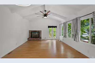 277 Railroad Avenue, Woodacre, CA 94973 - Photo 4