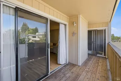 381 Enterprise Drive, Rohnert Park, CA 94928 - Photo 22