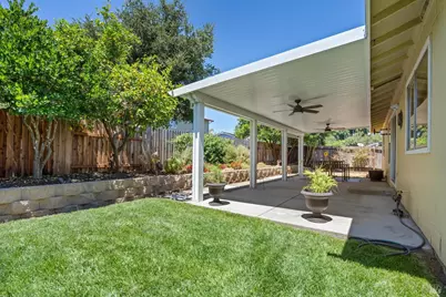 902 Whitney Avenue, Suisun City, CA 94585 - Photo 18