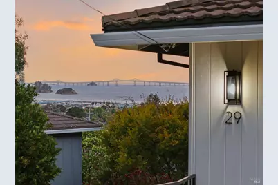 29 Dorian Way, San Rafael, CA 94901 - Photo 2