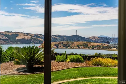 411 York Drive, Benicia, CA 94510 - Photo 16