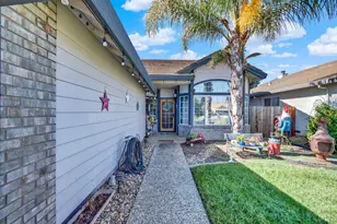 1495 Madera Dr, Dixon, CA 95620 - Photo 6