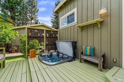 328 Piper Street, Healdsburg, CA 95448 - Photo 22