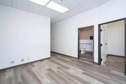 5256 Aero Drive, Santa Rosa, CA 95403 - Photo 4