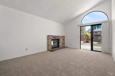 7486 Mercedes Way, Rohnert Park, CA 94928 - Photo 10