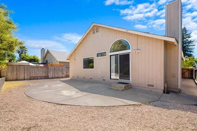 7486 Mercedes Way, Rohnert Park, CA 94928 - Photo 36