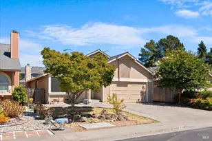 7486 Mercedes Way, Rohnert Park, CA 94928 - Photo 2