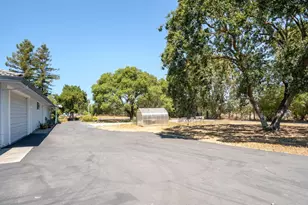530 Oasis Dr, Santa Rosa, CA 95407 - Photo 8