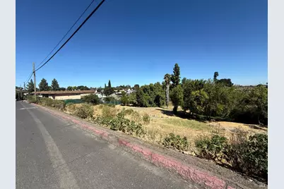 109 Wilbur Avenue, Antioch, CA 94509 - Photo 2