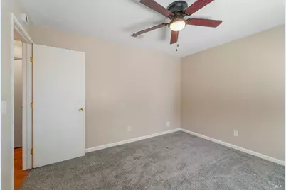 122 Del Rio Court #4, Vacaville, CA 95687 - Photo 20
