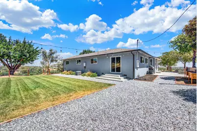 7425 English Hills Road, Vacaville, CA 95688 - Photo 48