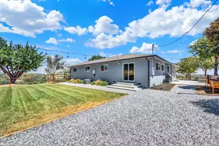 7425 English Hills Rd, Vacaville, CA 95688 - Photo 48