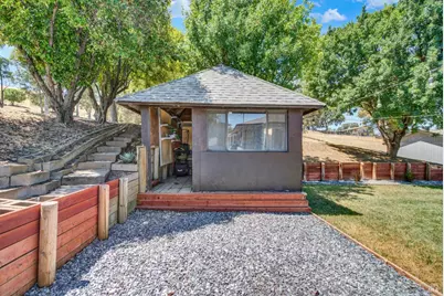 7425 English Hills Road, Vacaville, CA 95688 - Photo 50