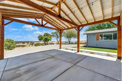7425 English Hills Road, Vacaville, CA 95688 - Photo 8