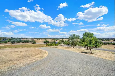 7425 English Hills Road, Vacaville, CA 95688 - Photo 6