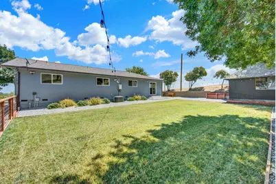 7425 English Hills Road, Vacaville, CA 95688 - Photo 52