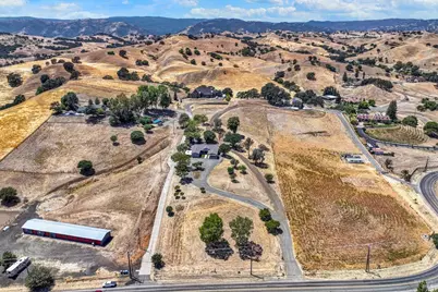 7425 English Hills Road, Vacaville, CA 95688 - Photo 62