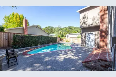 1 Plata Court, Novato, CA 94947 - Photo 32