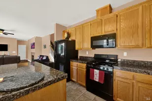 204 Millbrook Dr, Pittsburg, CA 94565 - Photo 20