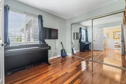 128 Chesapeake Drive, Vallejo, CA 94591 - Photo 10