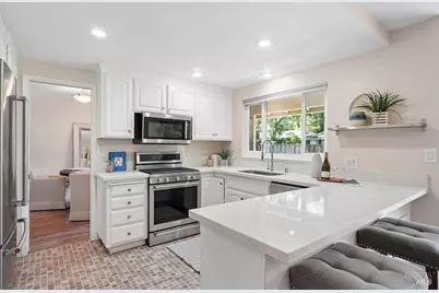 14 Oakgreen, Santa Rosa, CA 95409 - Photo 6