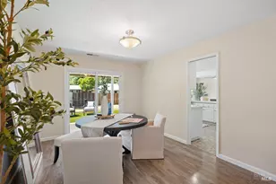 14 Oakgreen, Santa Rosa, CA 95409 - Photo 4