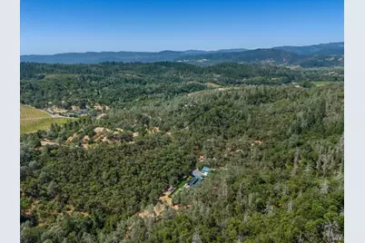 950 Canyon Road, Geyserville, CA 95441 - Photo 16