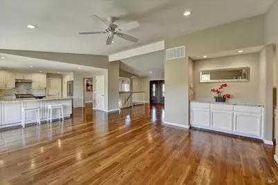 68 Rockrose Way, Novato, CA 94945 - Photo 8