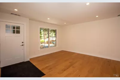 1914 Redwood Drive, Healdsburg, CA 95448 - Photo 4