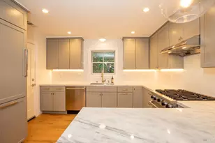 1914 Redwood Dr, Healdsburg, CA 95448 - Photo 8
