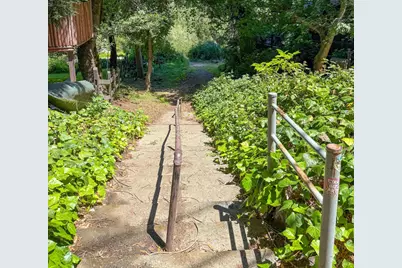 1914 Redwood Drive, Healdsburg, CA 95448 - Photo 32